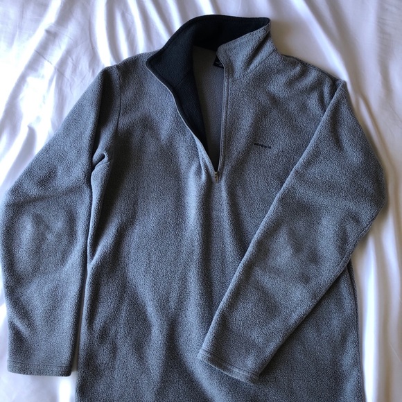 Patagonia Fleece 1/2 Zip - Picture 2 of 4